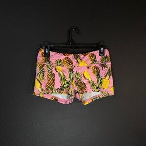 🍍 Fleo pineapple shorts 🍍